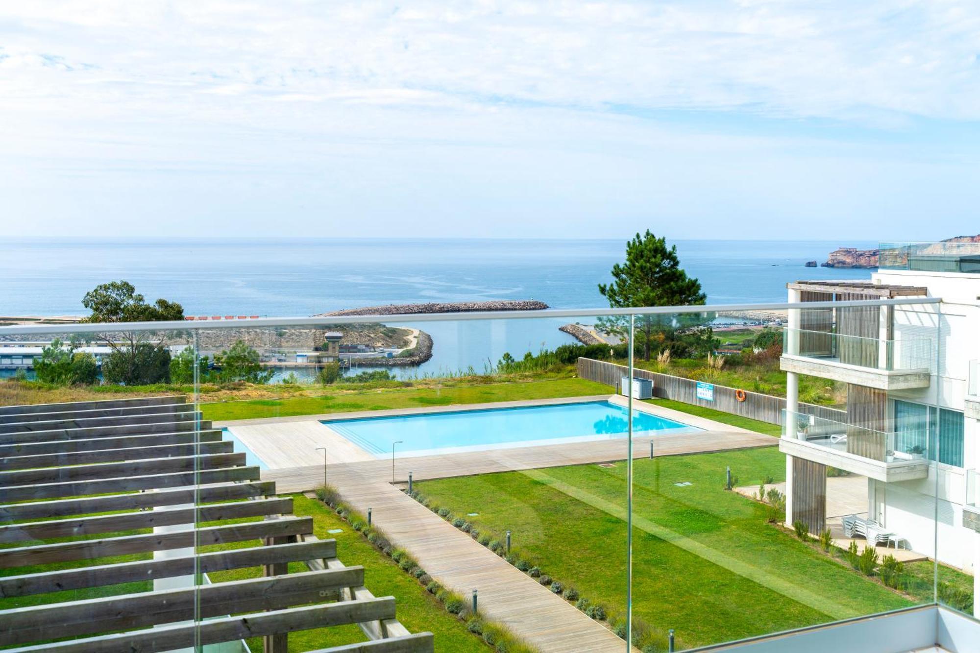 Mar A Vista - Condominium With Pool, Gym And Sea Views Nazaré Chambre photo